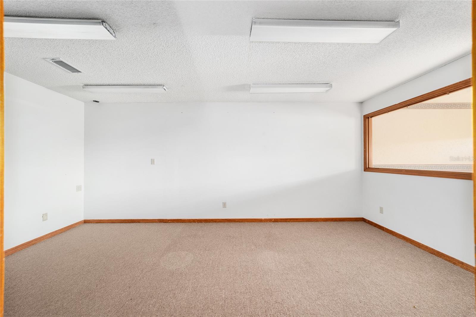 Image 5 of 6 For 2801 College Road 5