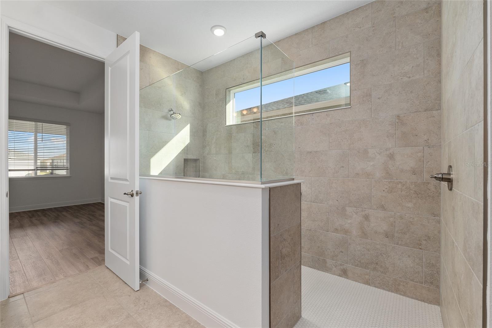 Image 31 of 57 For 8515 101st Terrace