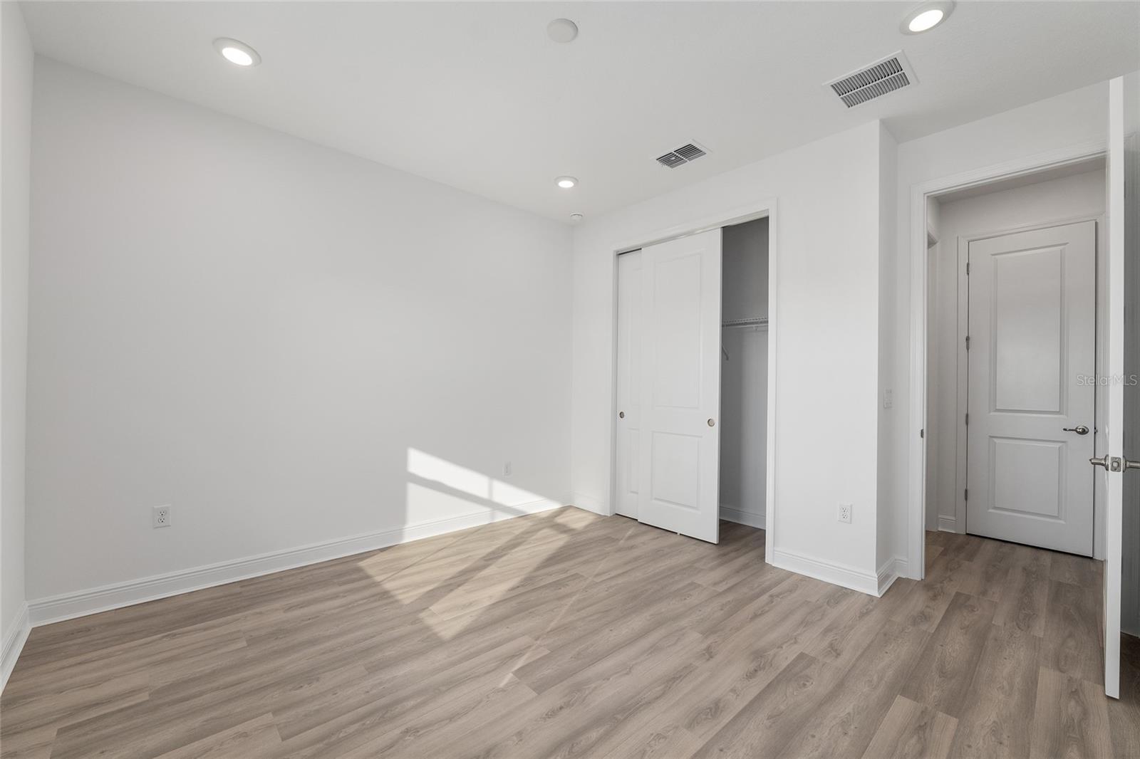 Image 41 of 57 For 8515 101st Terrace