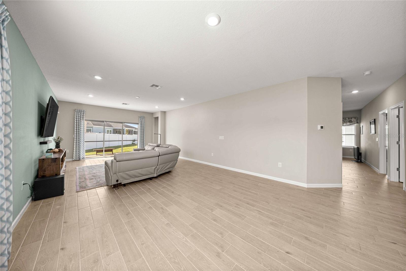 Image 13 of 47 For 1875 44th Court Road