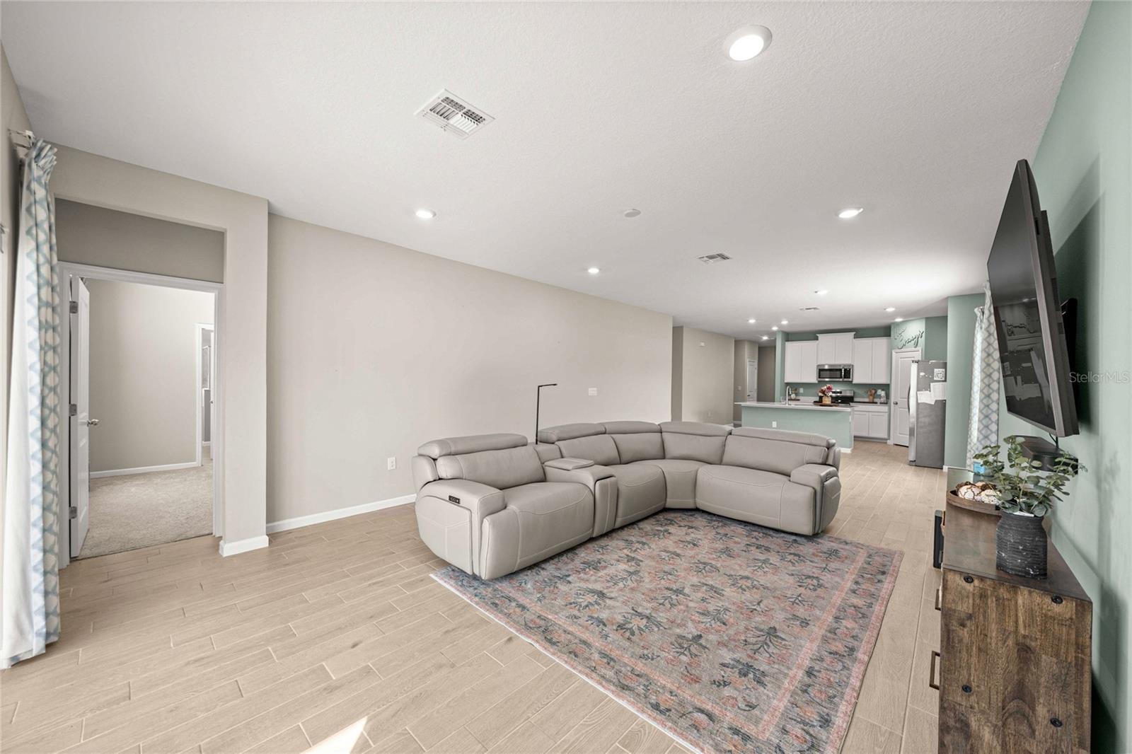 Image 15 of 47 For 1875 44th Court Road