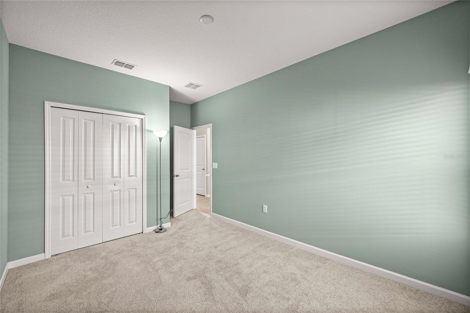 Image 26 of 47 For 1875 44th Court Road