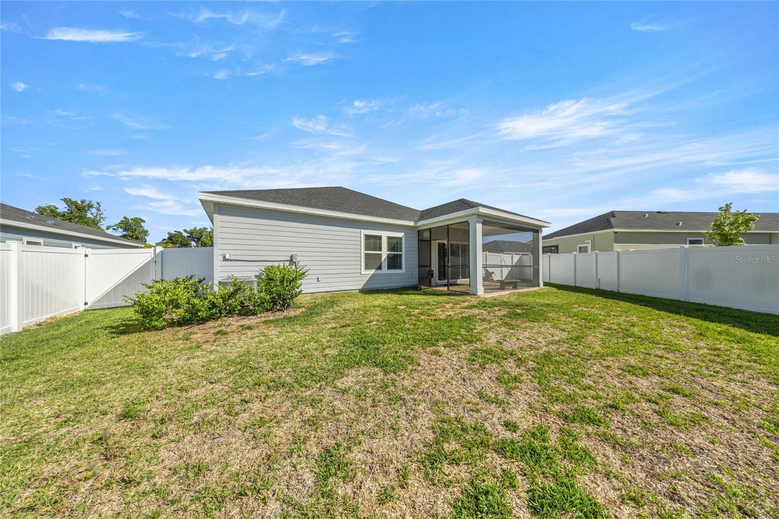 Image 31 of 47 For 1875 44th Court Road