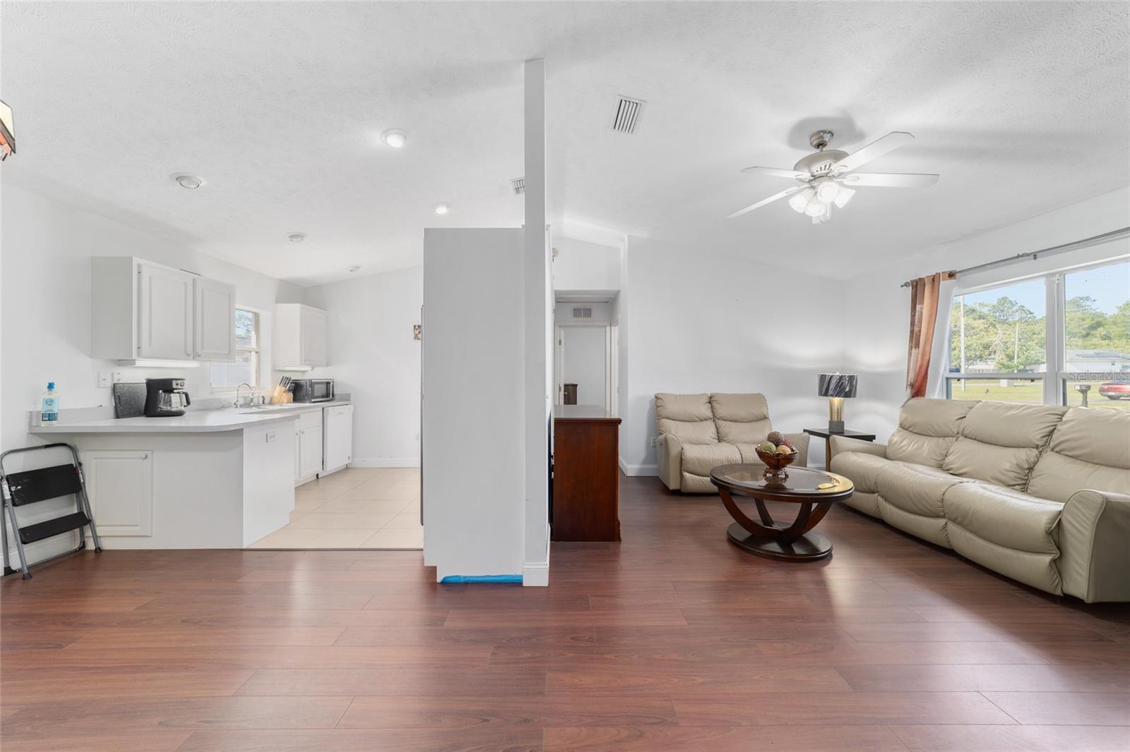 Image 19 of 49 For 33 Pecan Run Pass