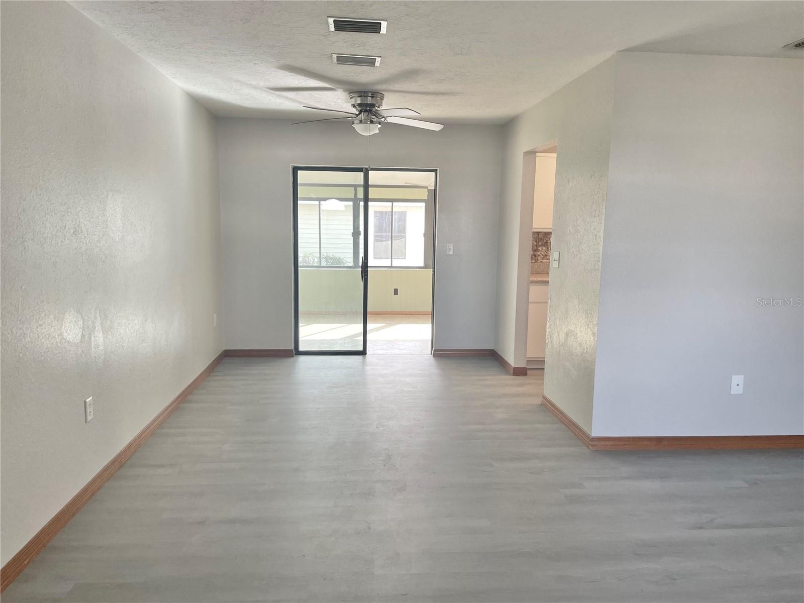 Image 5 of 29 For 4440 62nd Street