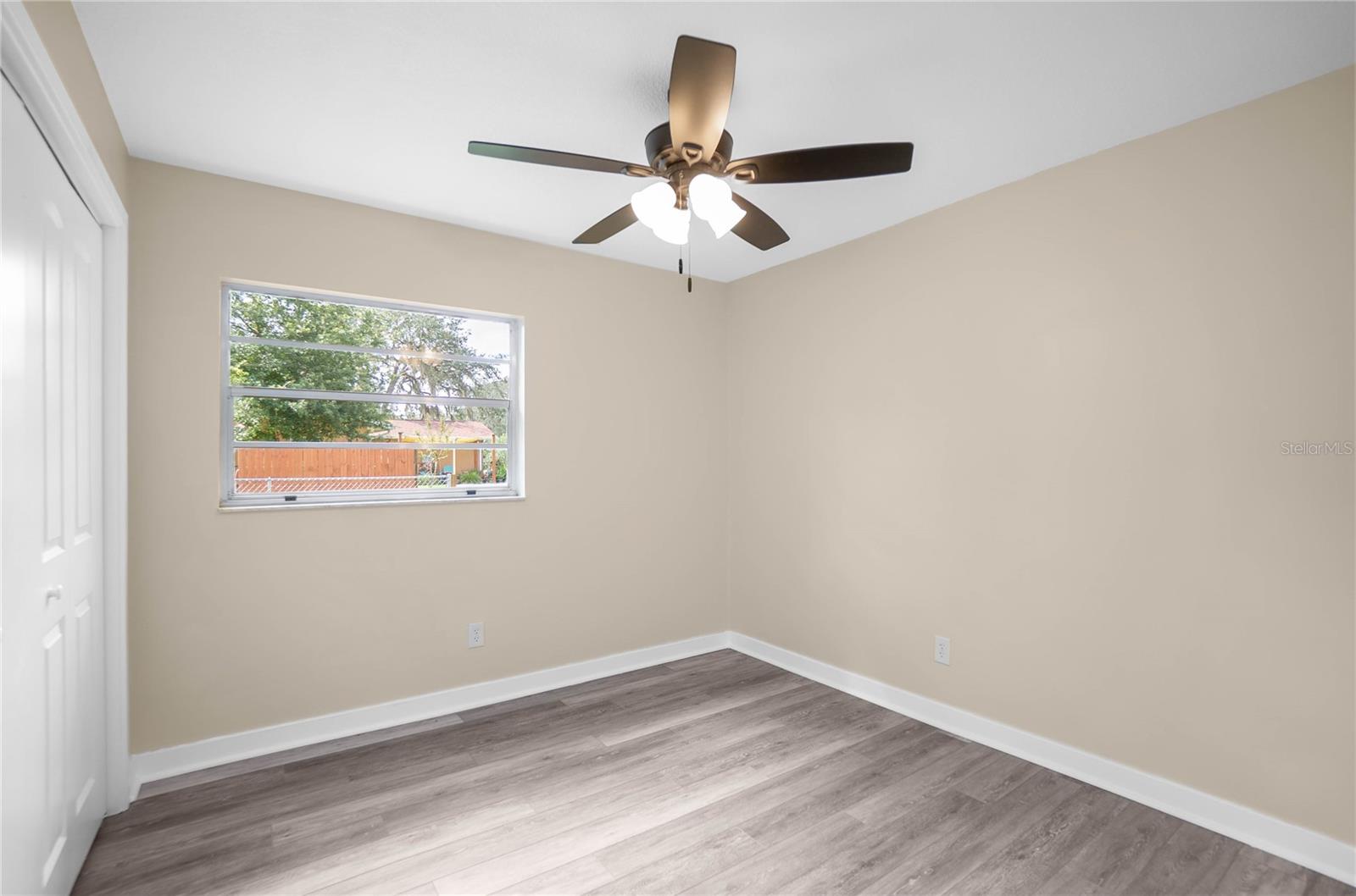 Image 26 of 38 For 3211 Rose Avenue