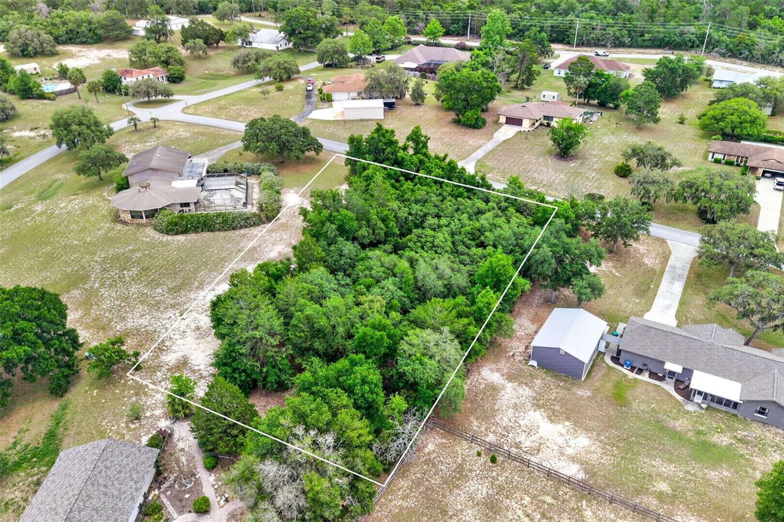 Image 8 of 15 For 1642 Valerie Point