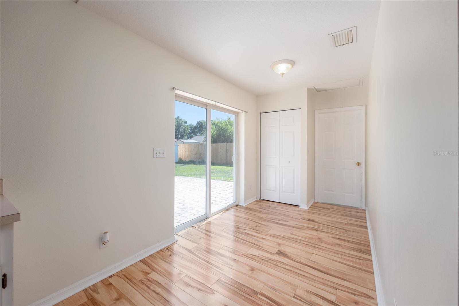 Image 15 of 31 For 1868 127th Place