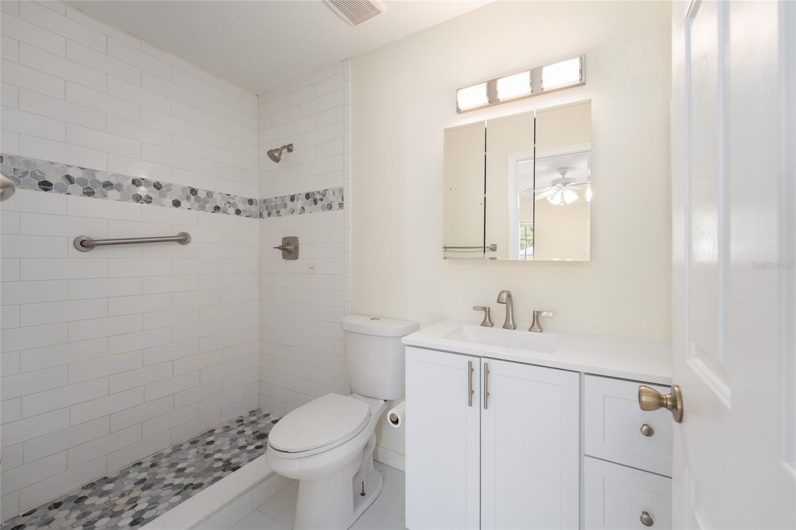 Image 19 of 31 For 1868 127th Place