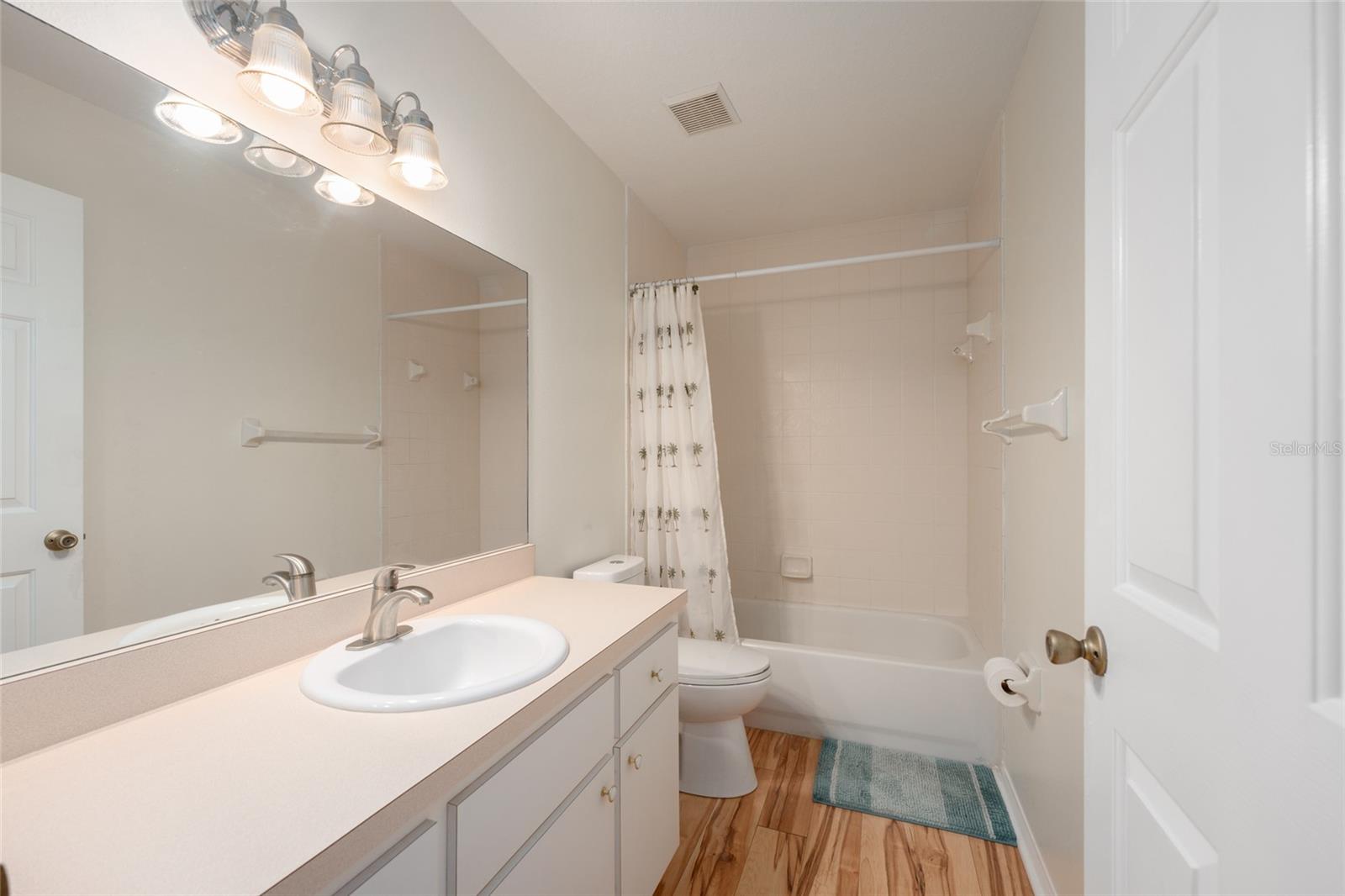 Image 21 of 31 For 1868 127th Place