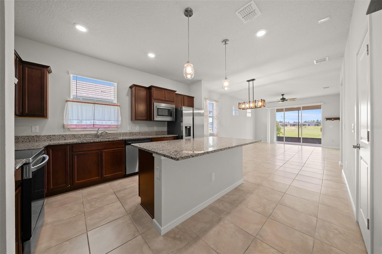 Image 10 of 32 For 5947 93rd Circle