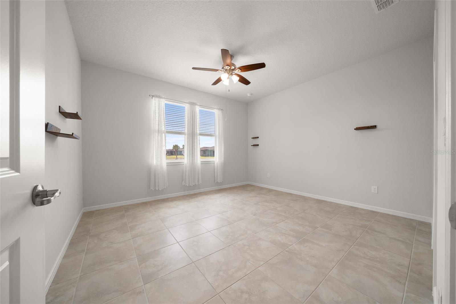 Image 13 of 32 For 5947 93rd Circle