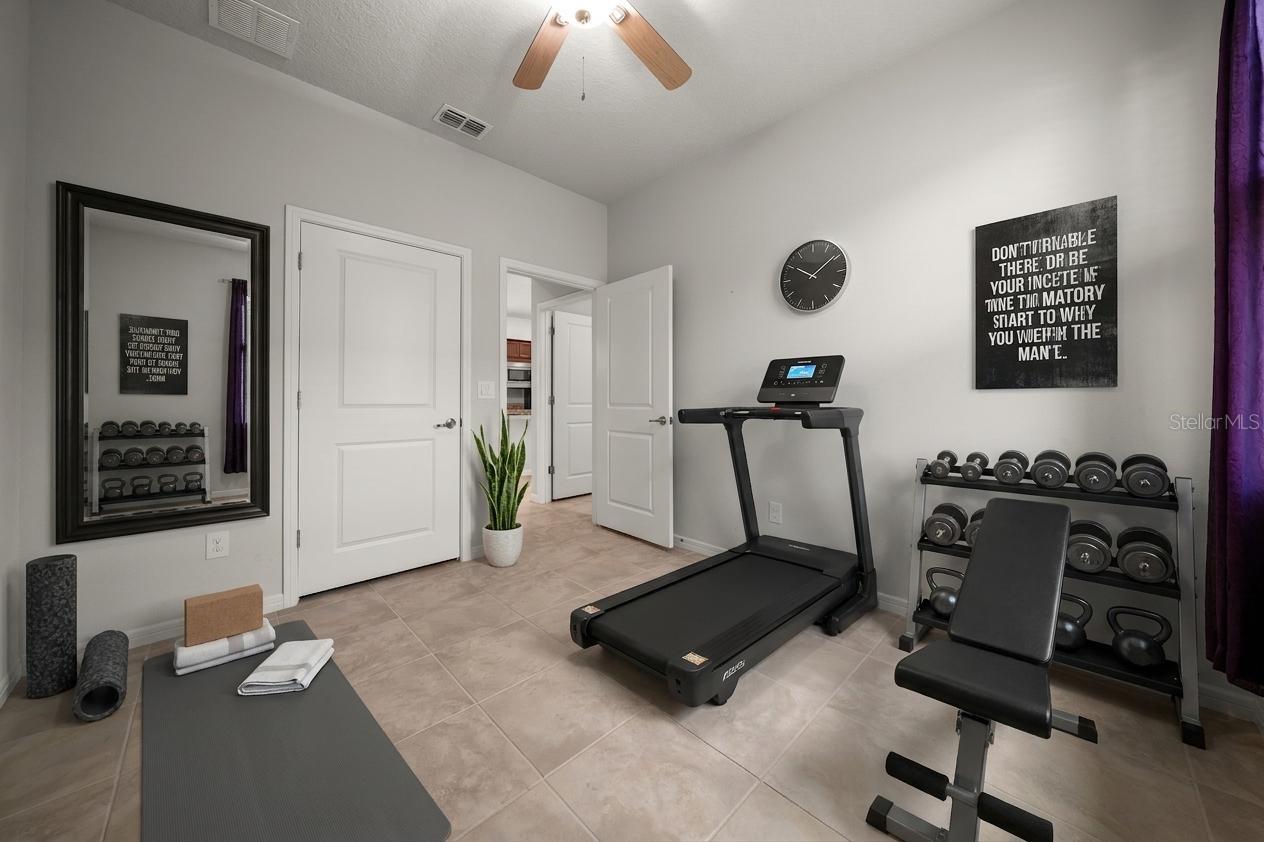 Image 16 of 32 For 5947 93rd Circle