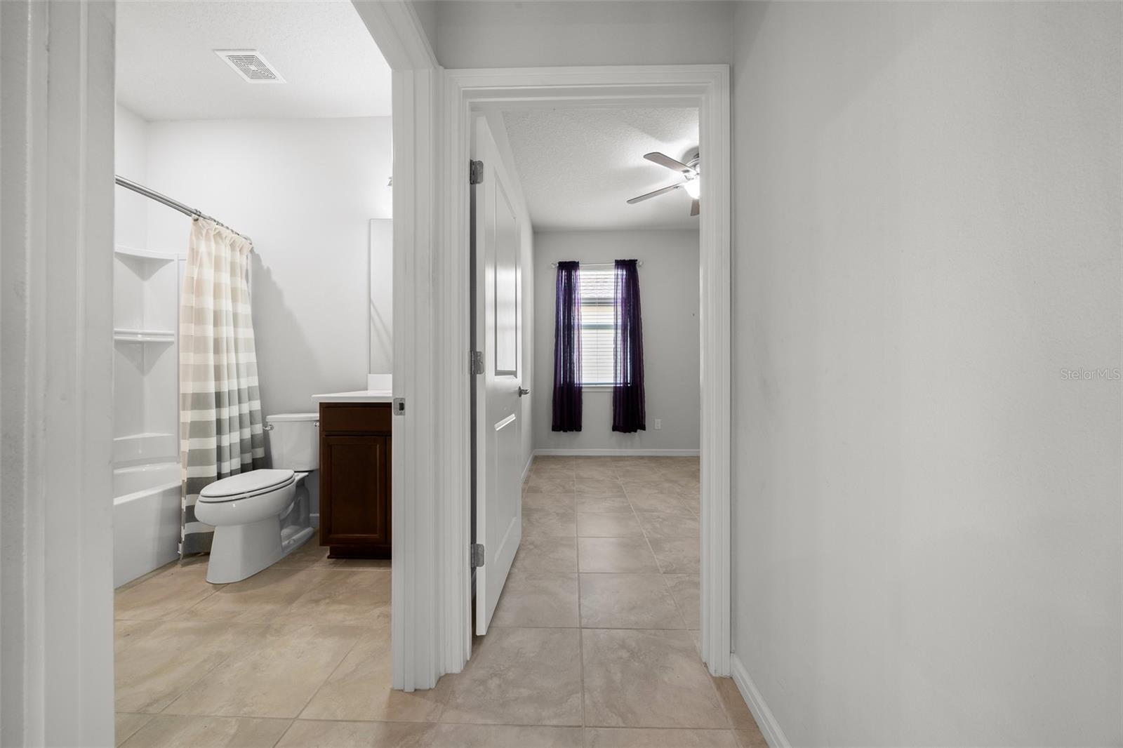 Image 18 of 32 For 5947 93rd Circle