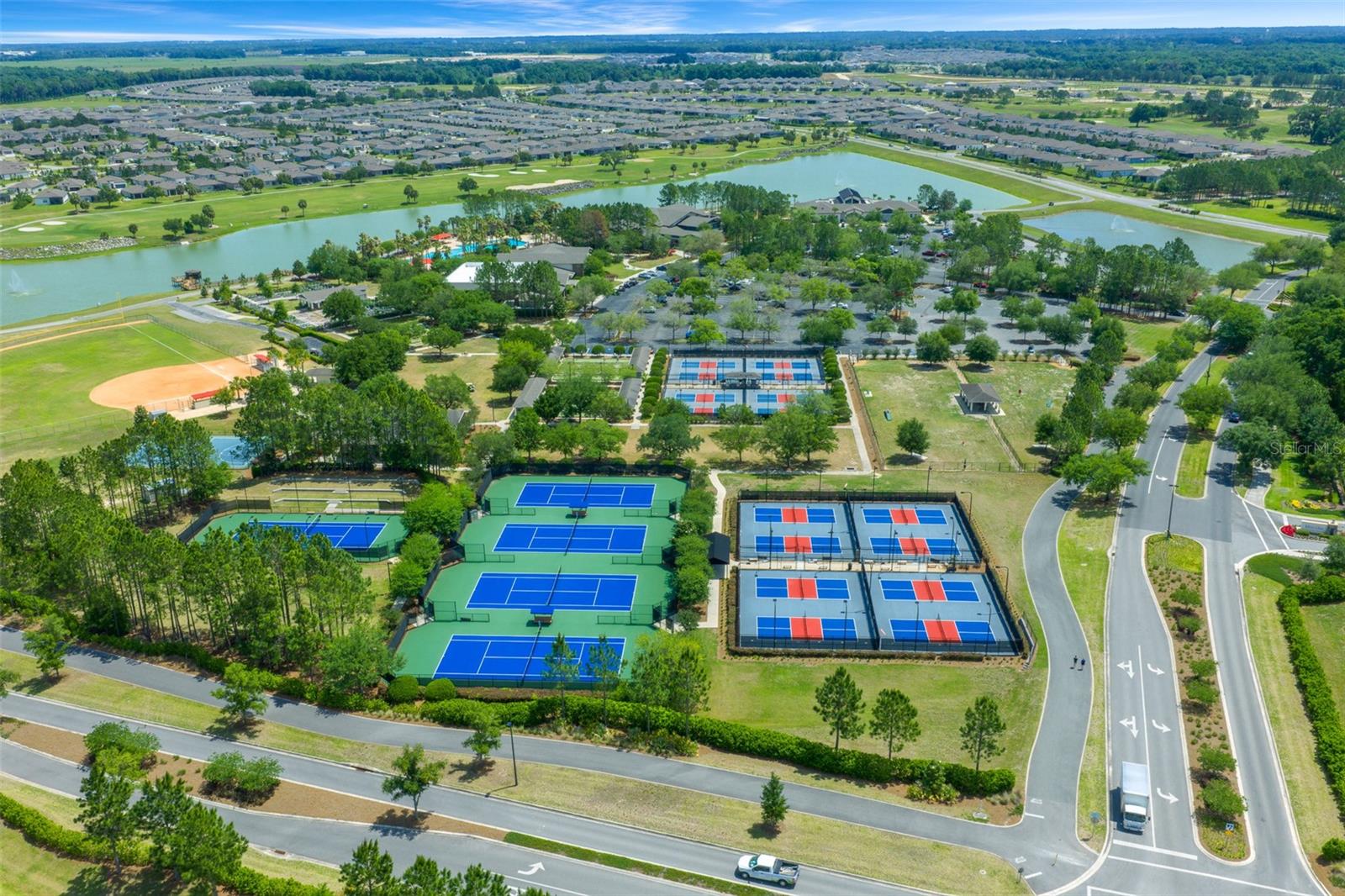 Image 24 of 32 For 5947 93rd Circle