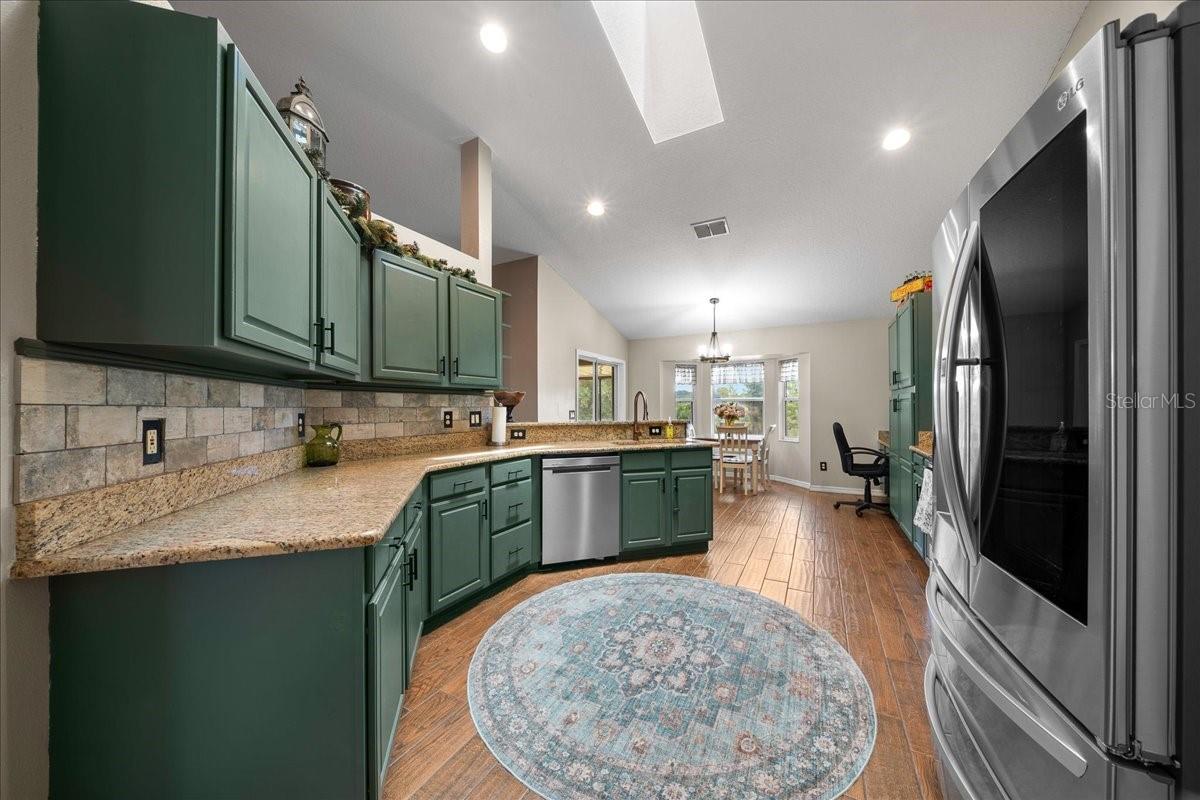 Image 15 of 56 For 11985 123rd Avenue