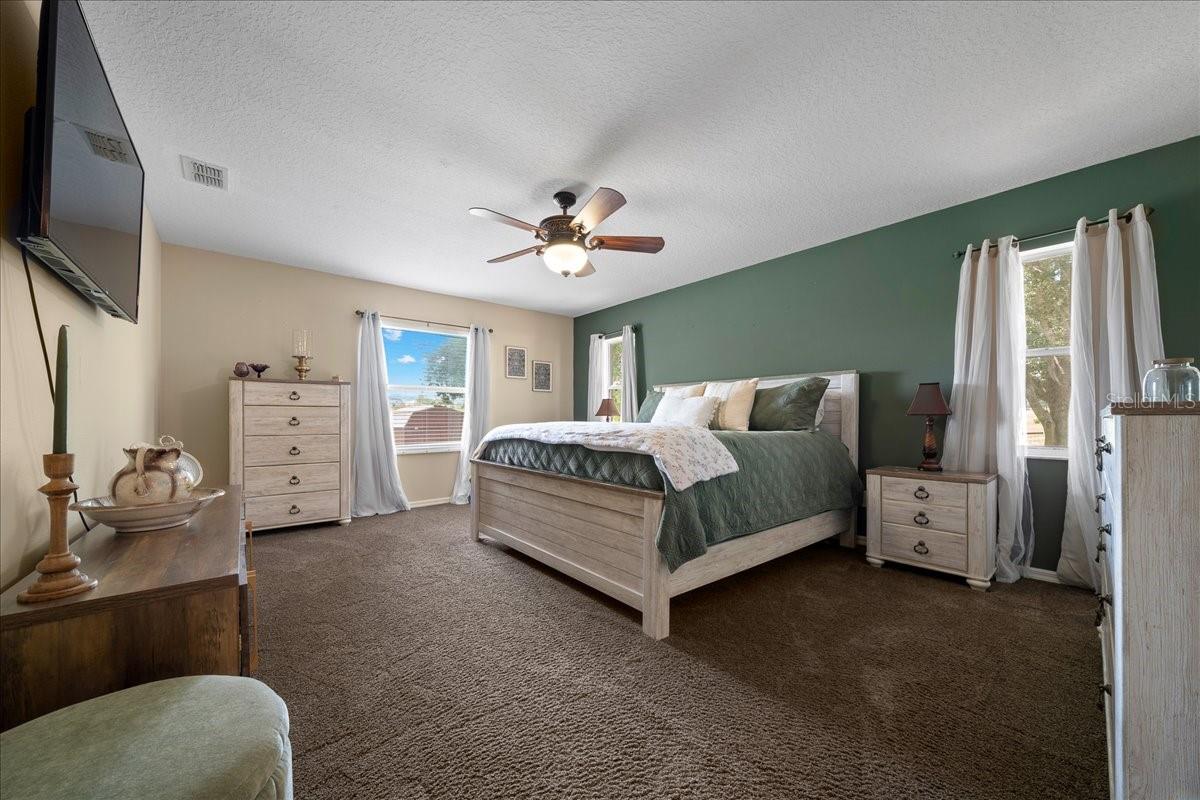 Image 17 of 56 For 11985 123rd Avenue