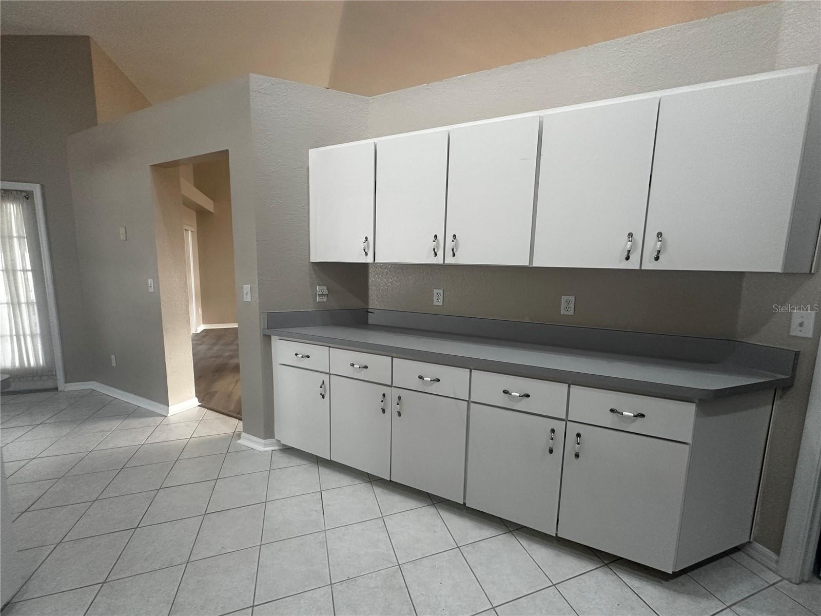 Image 10 of 28 For 10061 74th Terrace