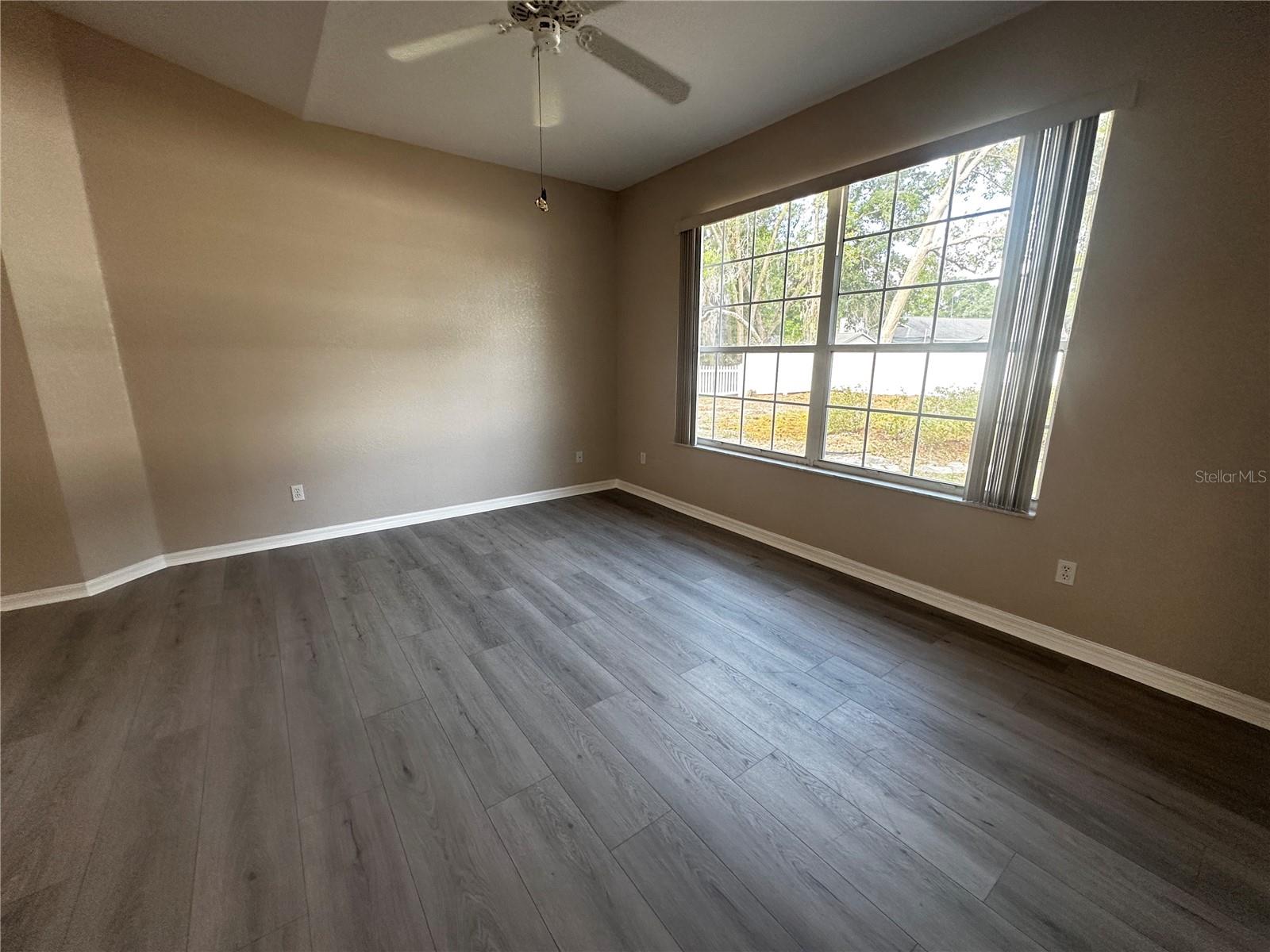 Image 21 of 28 For 10061 74th Terrace