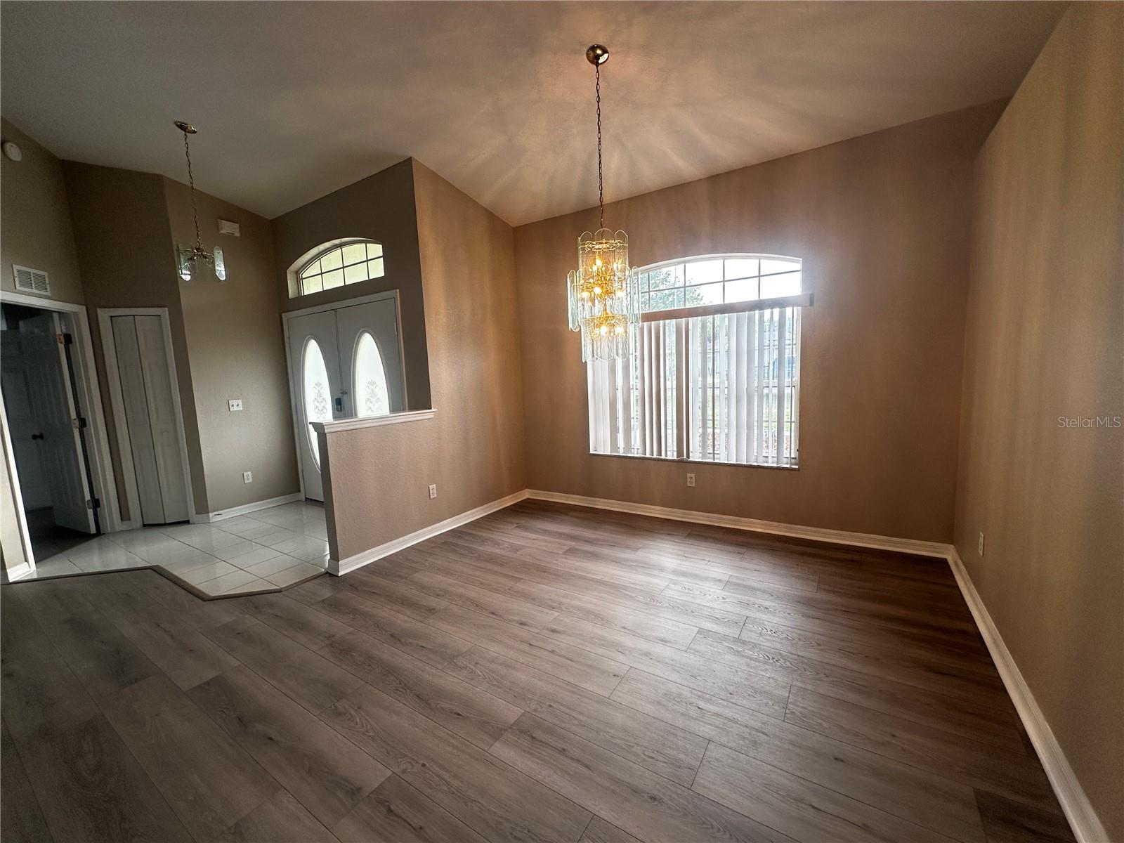 Image 6 of 28 For 10061 74th Terrace