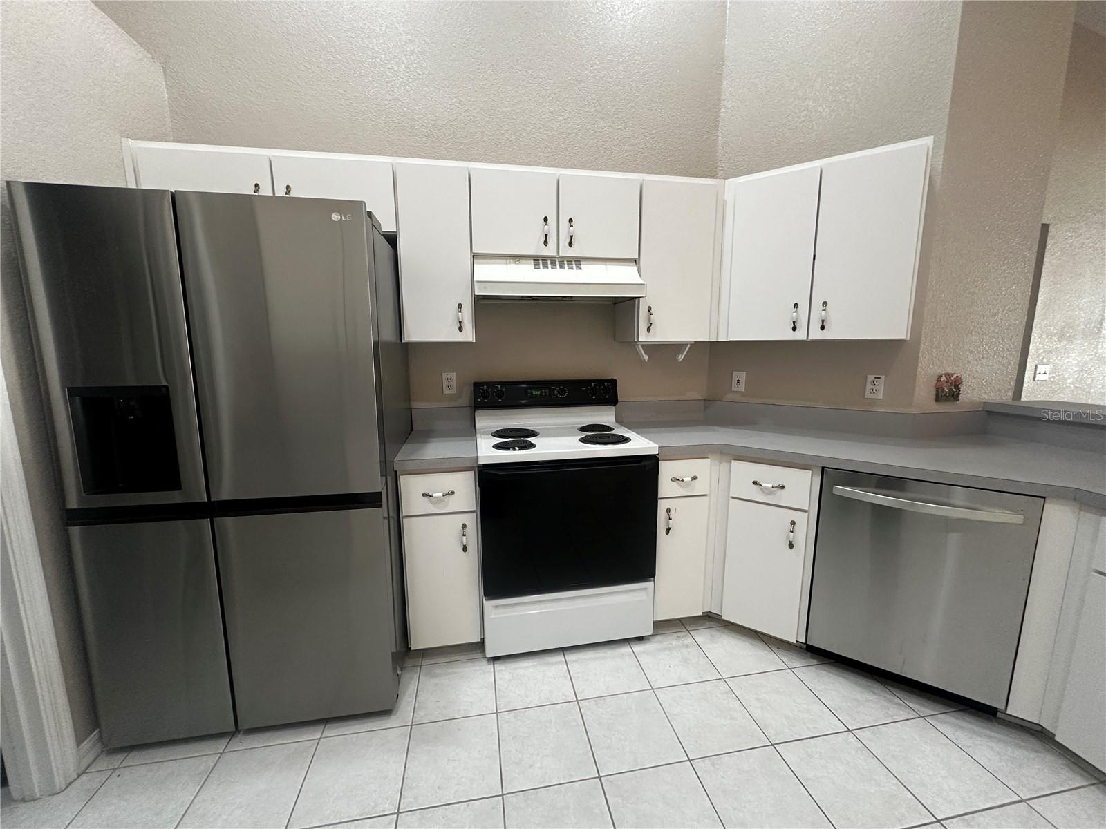 Image 9 of 28 For 10061 74th Terrace