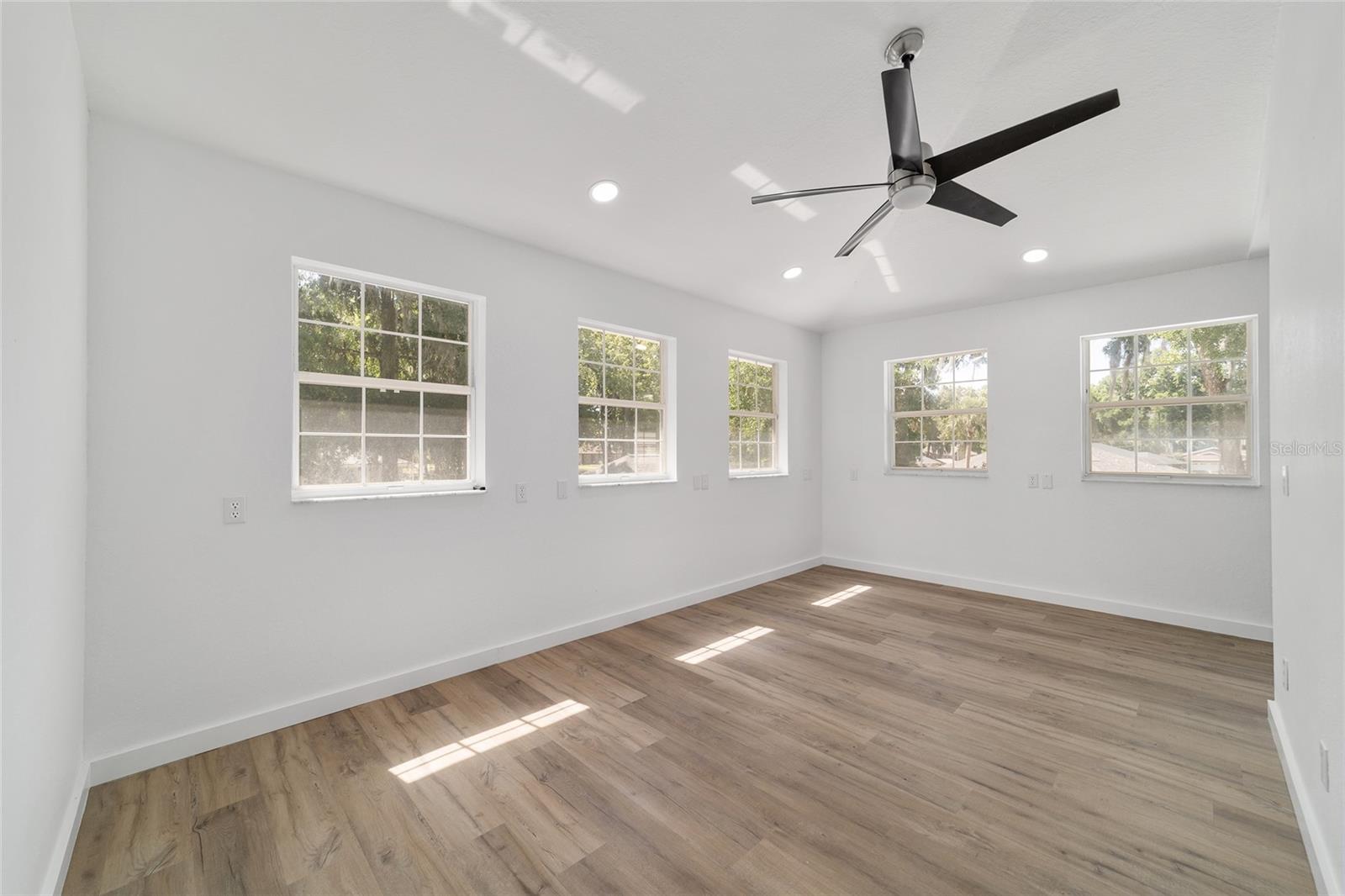 Image 34 of 43 For 1628 29th Terrace