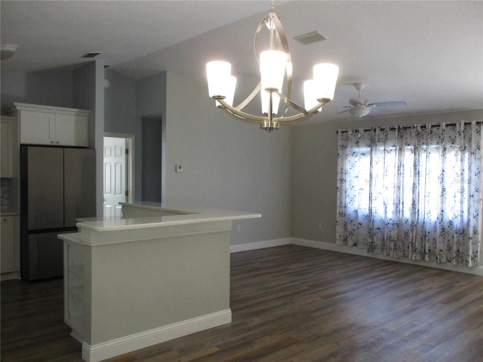 Image 16 of 75 For 11565 138th Place