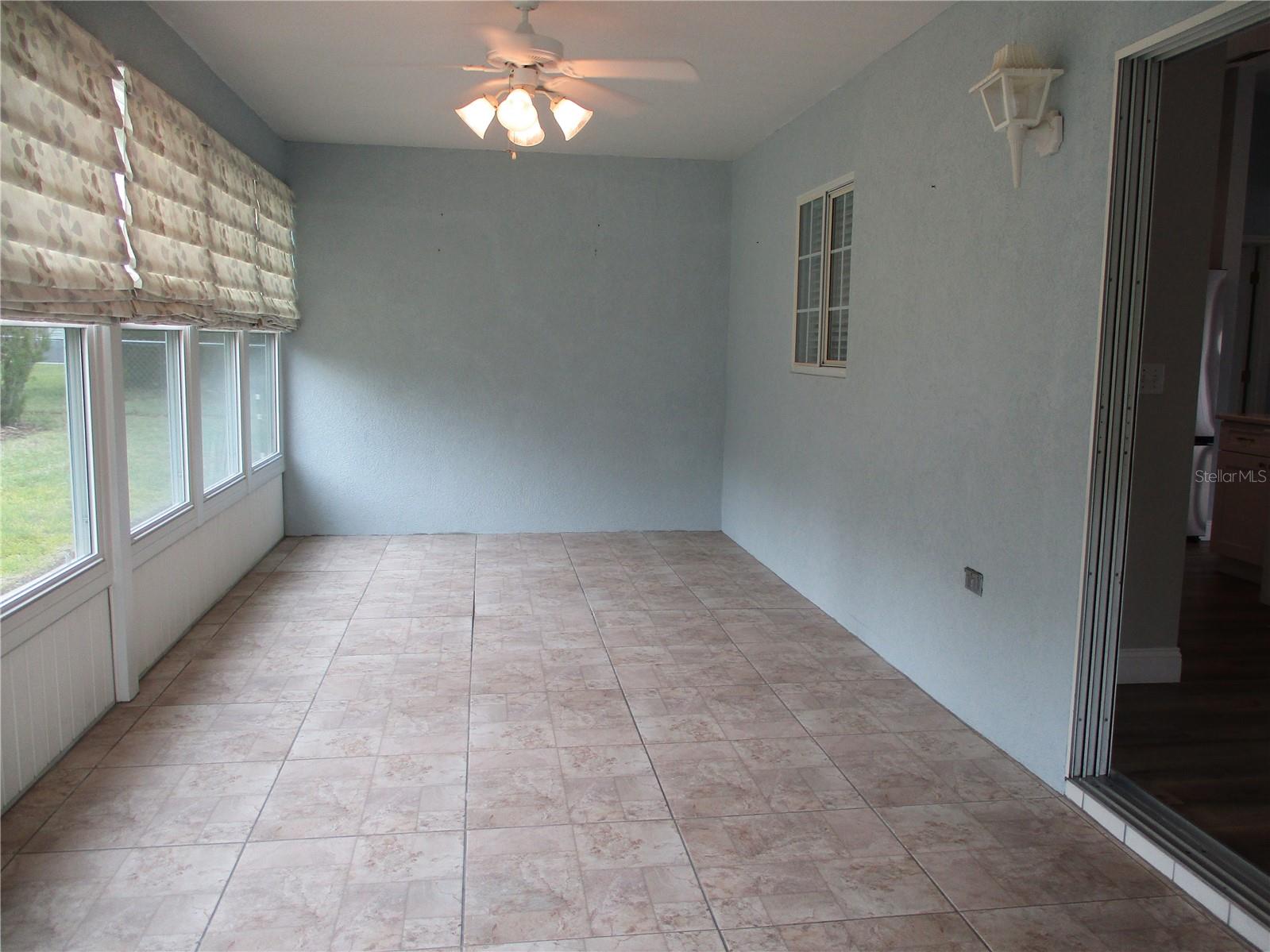 Image 18 of 75 For 11565 138th Place