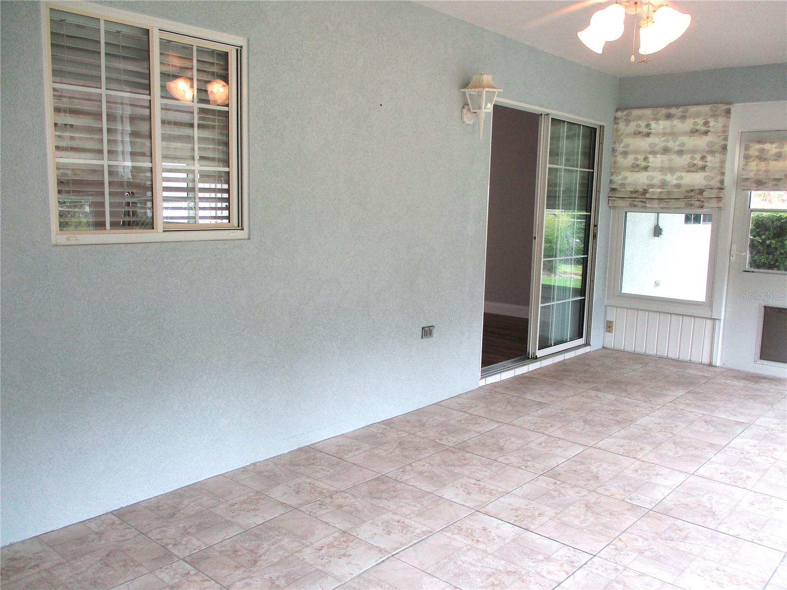 Image 20 of 75 For 11565 138th Place