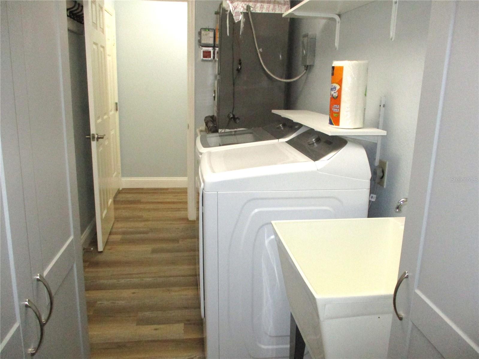 Image 40 of 75 For 11565 138th Place