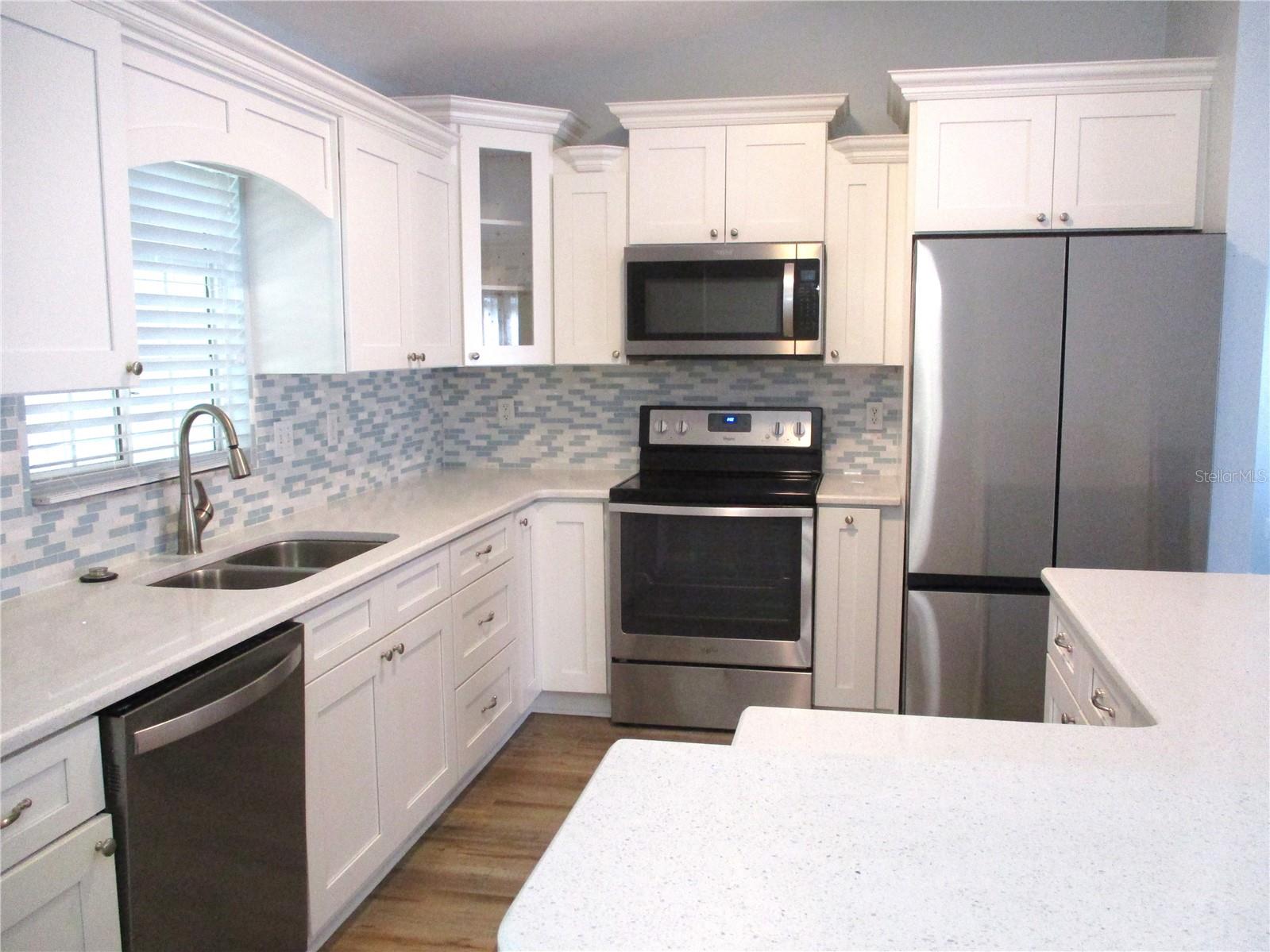 Image 6 of 75 For 11565 138th Place