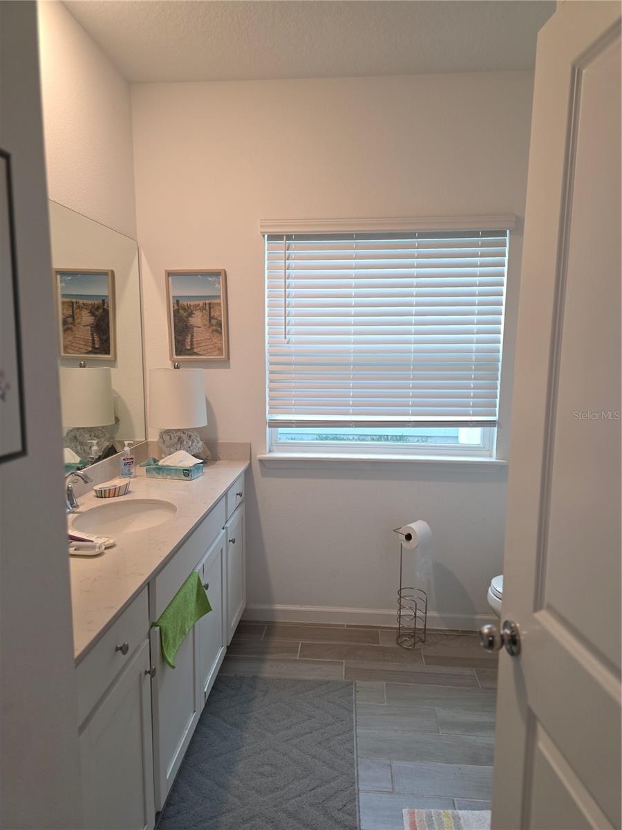 Image 18 of 28 For 7875 74th Loop