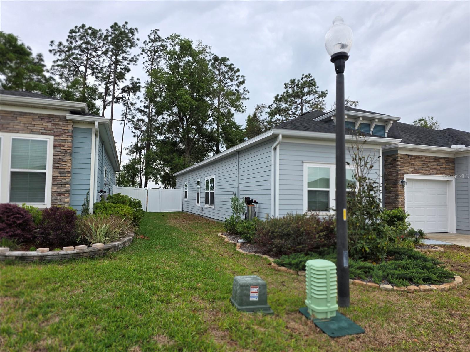 Image 5 of 28 For 7875 74th Loop