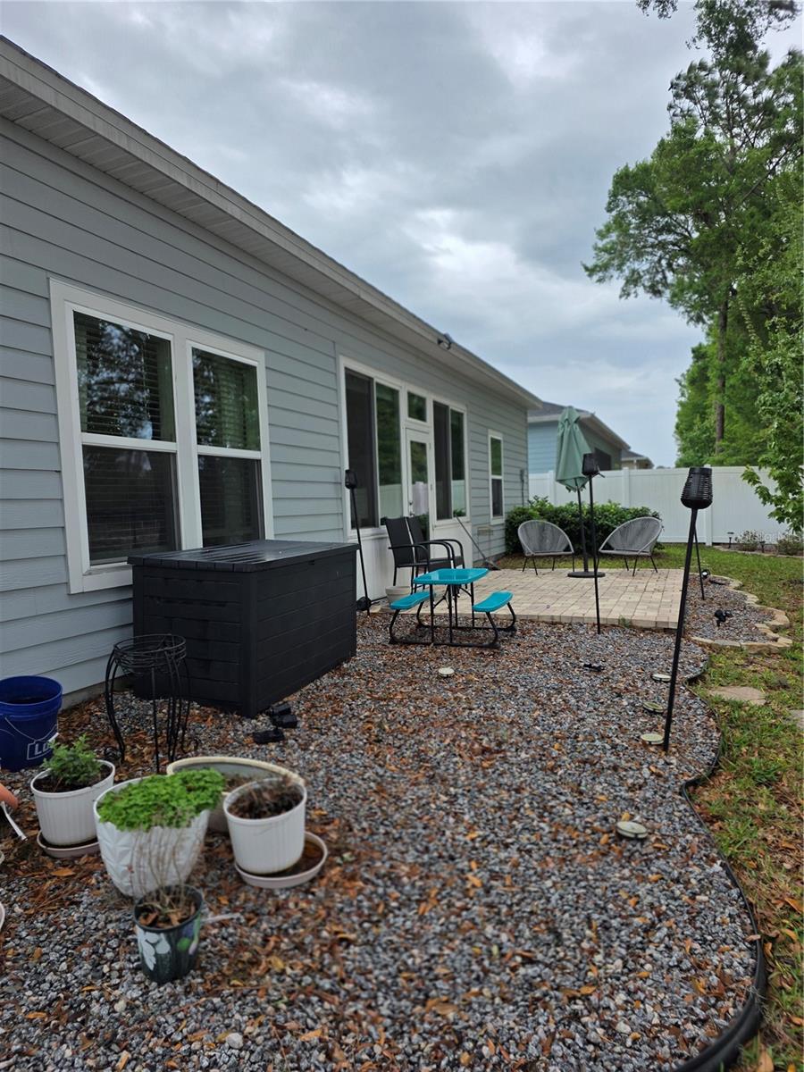 Image 8 of 28 For 7875 74th Loop