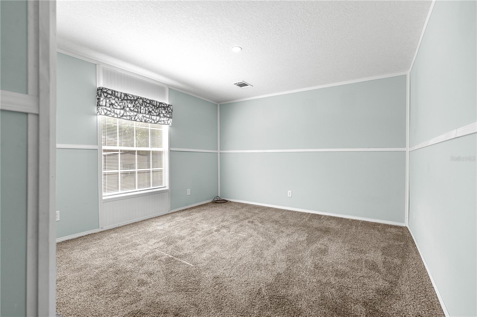 Image 28 of 71 For 4146 186th Court