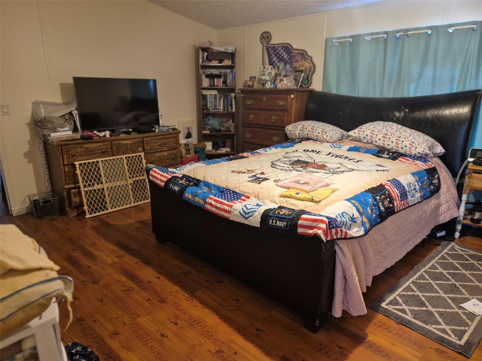 Image 16 of 29 For 14051 26th Street