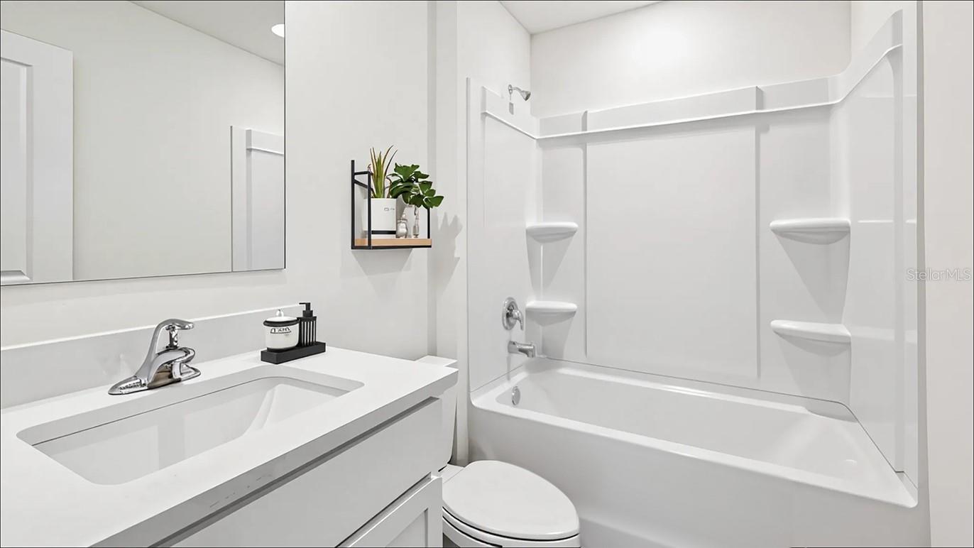 Listing photo id 6 for 11499 Memorial Drive