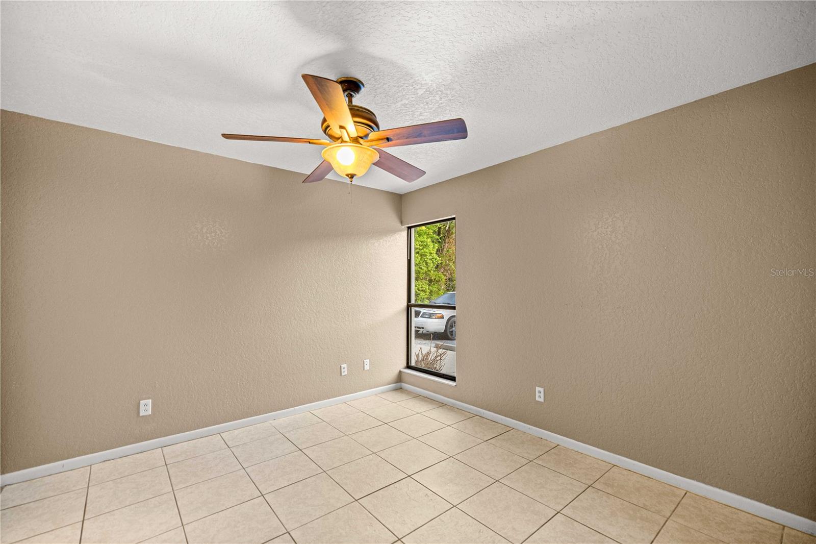 Image 10 of 50 For 840 3rd Street