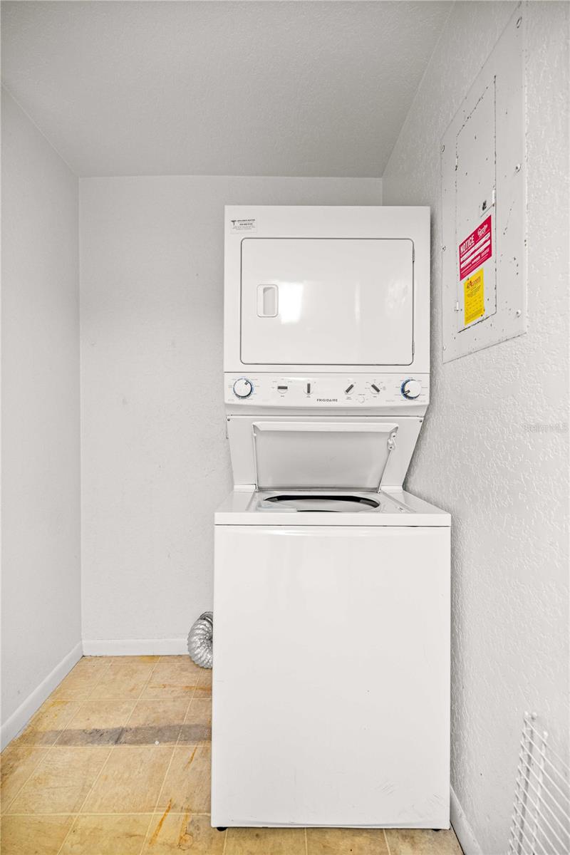 Image 21 of 50 For 840 3rd Street