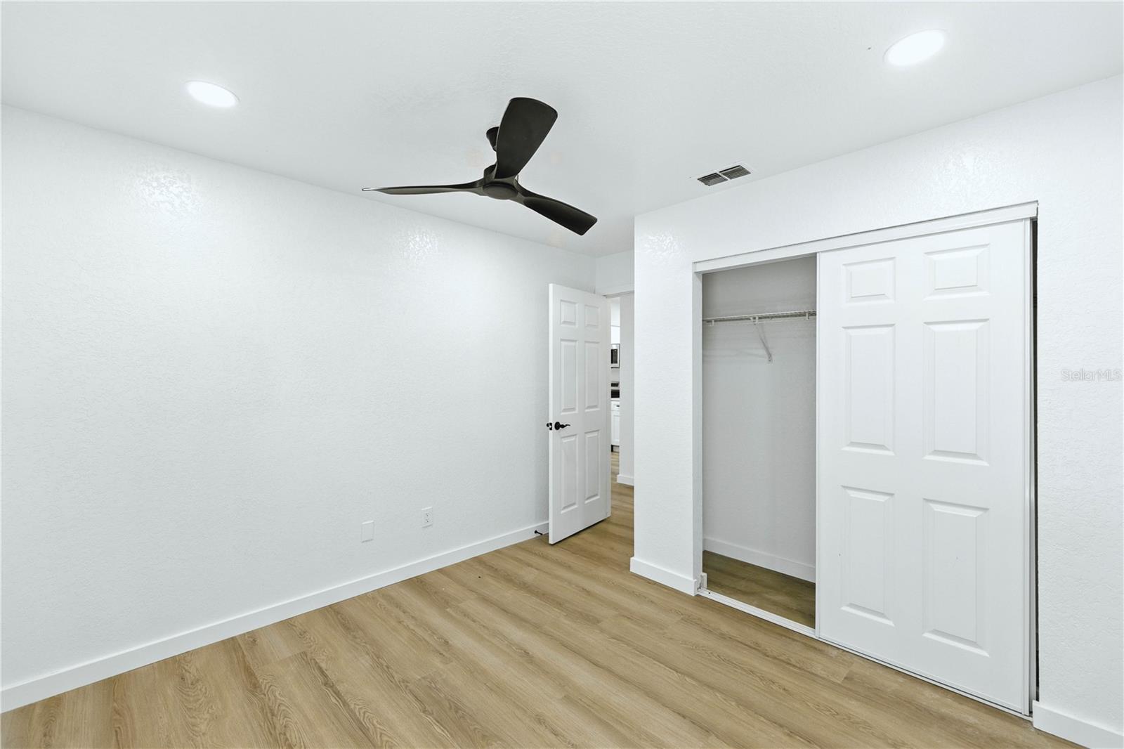 Image 40 of 50 For 840 3rd Street