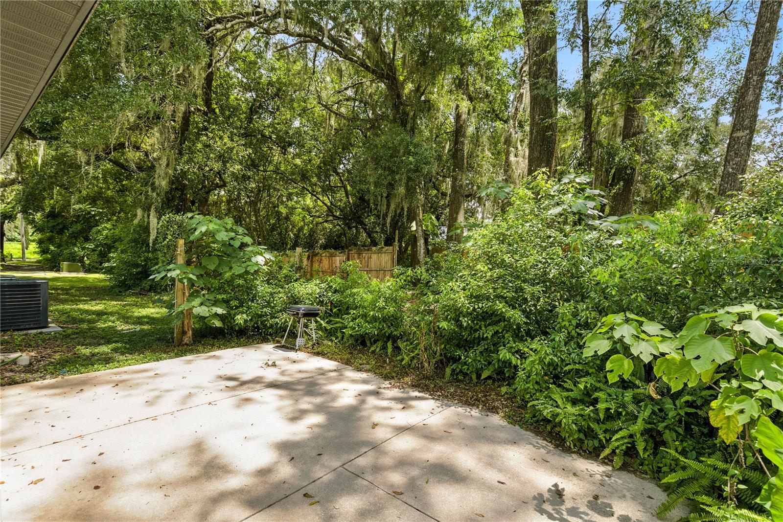 Image 47 of 50 For 840 3rd Street