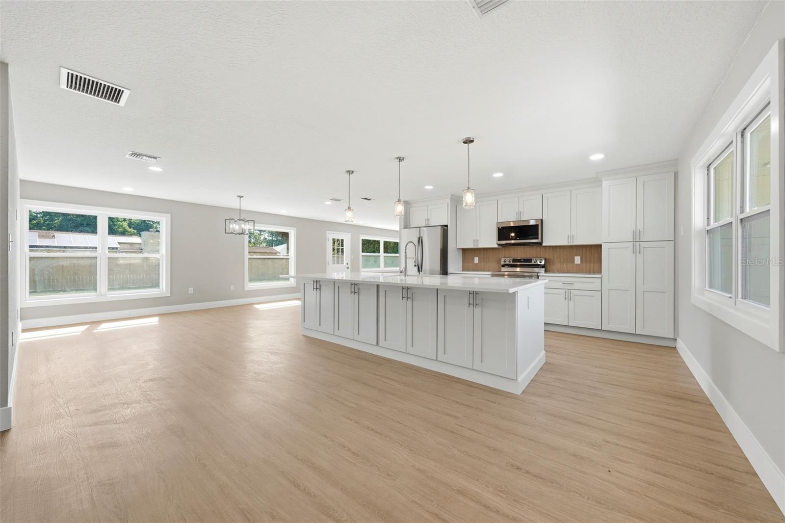 Image 4 of 24 For 271 54th Avenue