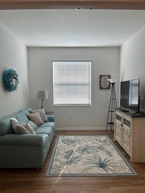 Image 5 of 27 For 7882 85th Loop