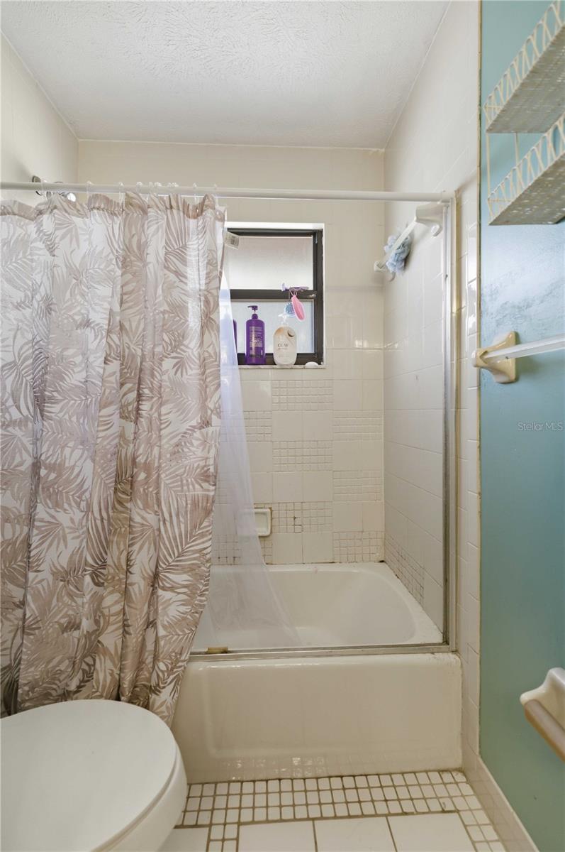 Image 5 of 38 For 4650 21st Place