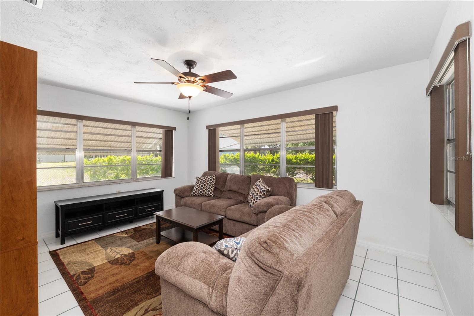Image 38 of 65 For 9317 Crescent Drive