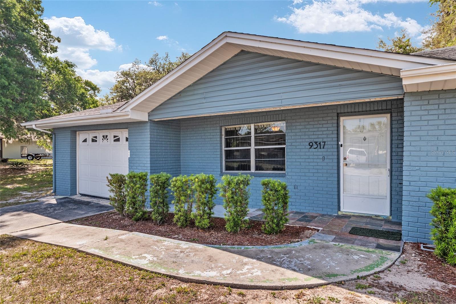Image 7 of 65 For 9317 Crescent Drive