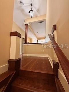 Image 7 of 14 For 44 Magnolia Avenue