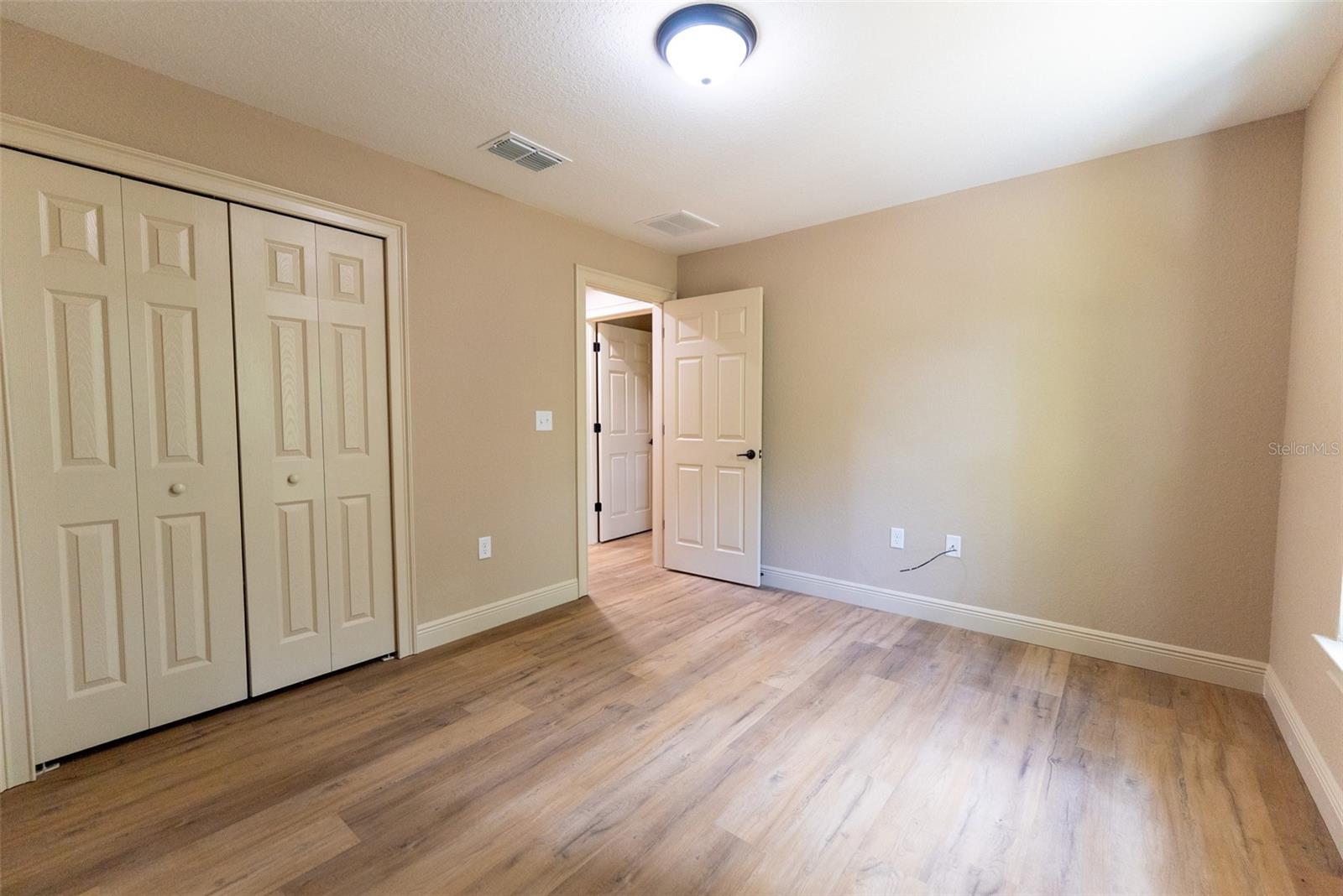 Image 21 of 27 For 12191 75th Street