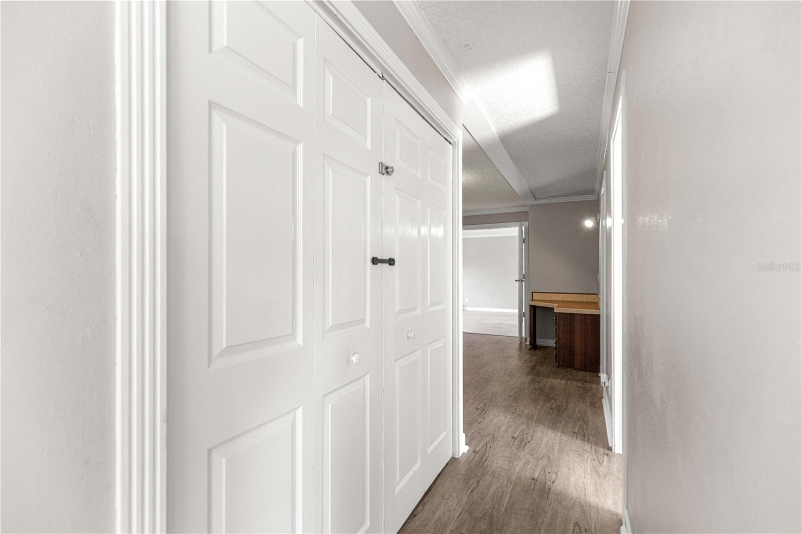 Image 26 of 51 For 15090 103rd Avenue