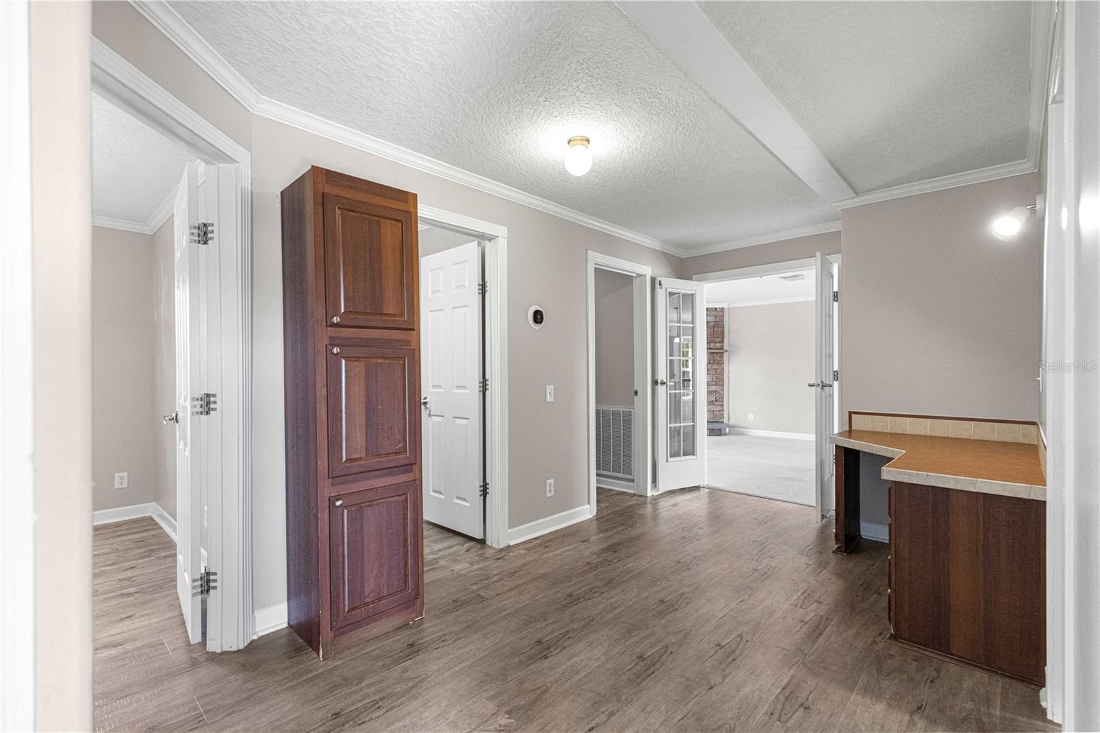 Image 27 of 51 For 15090 103rd Avenue